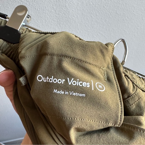Outdoor Voices Zephyr 26” Pant Green - Picture 5 of 5